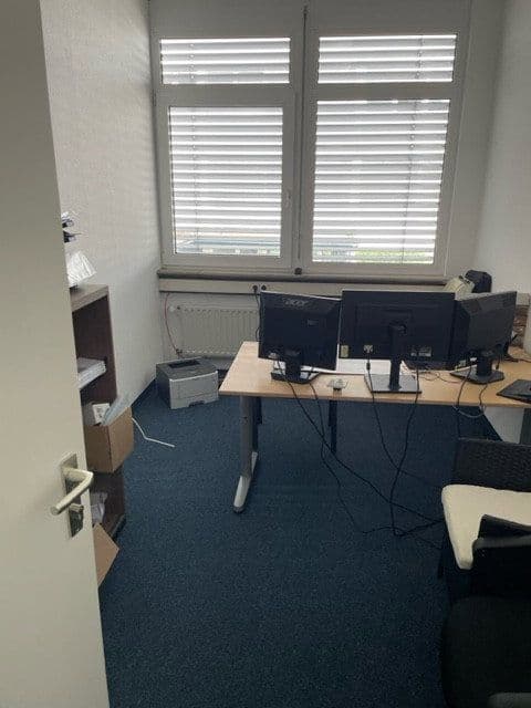 Prenájom kancelárie 370 m², Mollenbachstraße 14, Leonberg, Bádensko-Wurttembersko Prenájom kancelárie 370 m², Mollenbachstraße 14, Leonberg, Bádensko-Wurttembersko