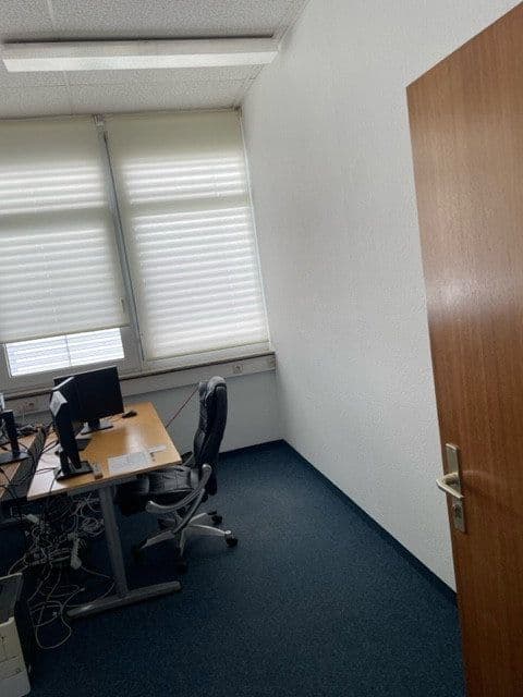 Prenájom kancelárie 370 m², Mollenbachstraße 14, Leonberg, Bádensko-Wurttembersko Prenájom kancelárie 370 m², Mollenbachstraße 14, Leonberg, Bádensko-Wurttembersko