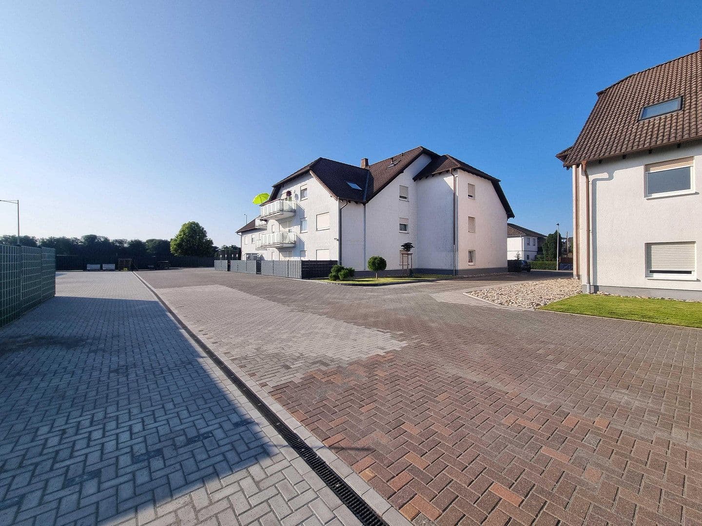 Predaj domu 2.677 m², pozemok 3.863 m², Seufzerweg 2-4, Ramstein-Miesenbach, Porýnie-Falcko Predaj domu 2.677 m², pozemok 3.863 m², Seufzerweg 2-4, Ramstein-Miesenbach, Porýnie-Falcko