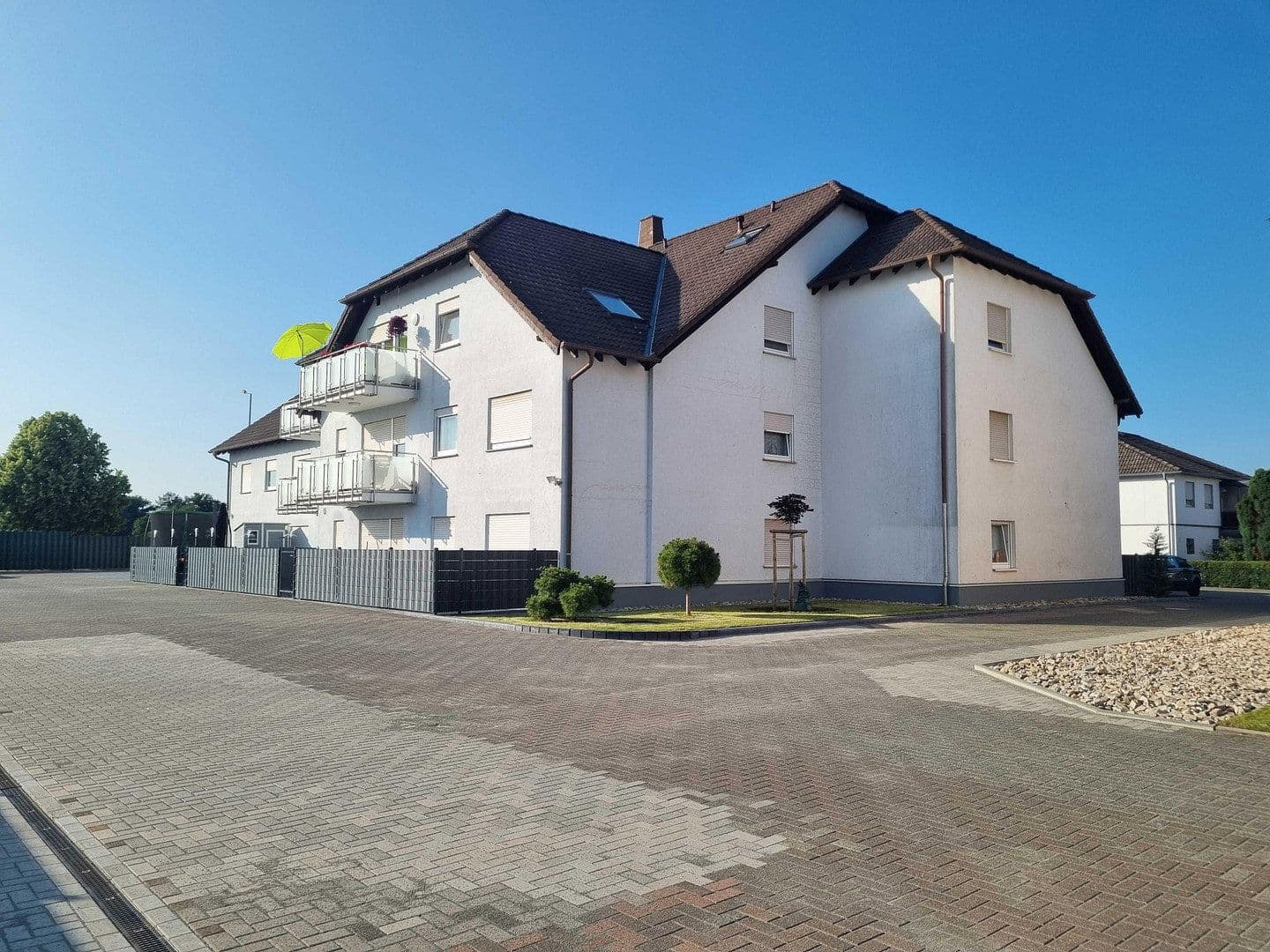 Predaj domu 2.677 m², pozemok 3.863 m², Seufzerweg 2-4, Ramstein-Miesenbach, Porýnie-Falcko Predaj domu 2.677 m², pozemok 3.863 m², Seufzerweg 2-4, Ramstein-Miesenbach, Porýnie-Falcko