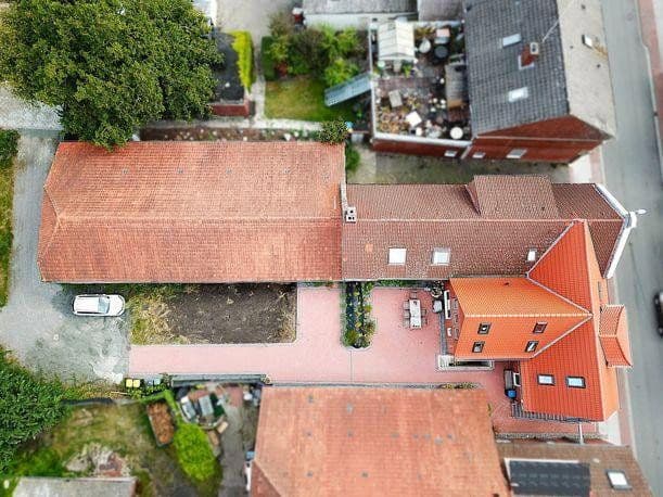 Prenájom bytu 4-izbový 120 m², Hauptstraße 50a, Hage, Dolné Sasko Prenájom bytu 4-izbový 120 m², Hauptstraße 50a, Hage, Dolné Sasko
