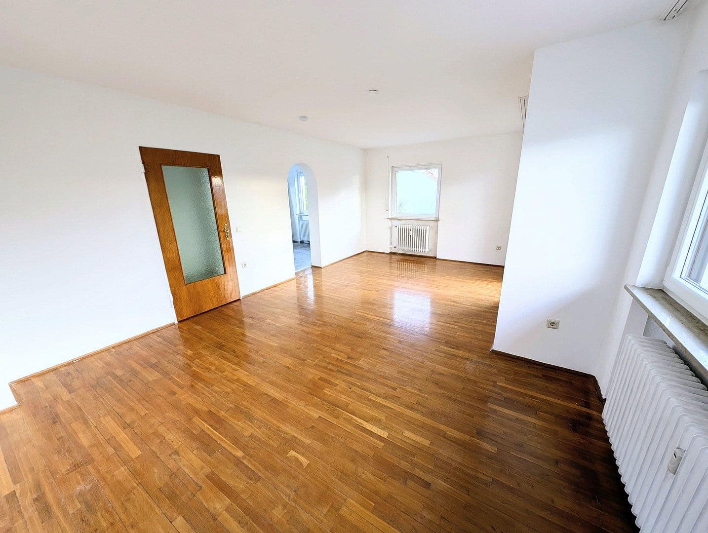 Prenájom bytu 3-izbový 74 m², Nürnberg, Bavorsko Prenájom bytu 3-izbový 74 m², Nürnberg, Bavorsko