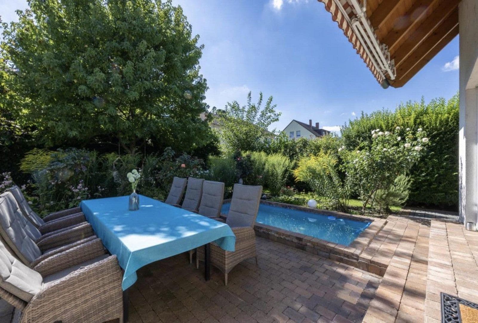 Predaj domu 270 m², pozemok 734 m², Philipp-Schnell-Strasse 31-33, Frankfurt, Hesensko Predaj domu 270 m², pozemok 734 m², Philipp-Schnell-Strasse 31-33, Frankfurt, Hesensko
