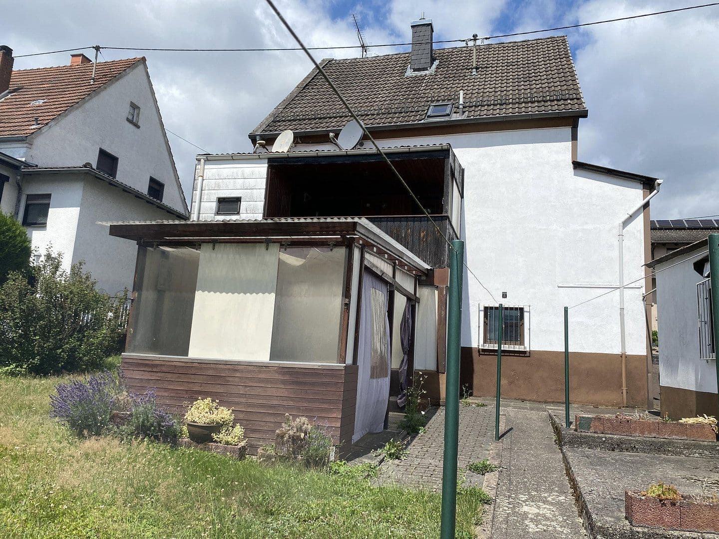 Predaj domu 120 m², pozemok 568 m², Rosenstraße 13, Freisen, Sársko Predaj domu 120 m², pozemok 568 m², Rosenstraße 13, Freisen, Sársko
