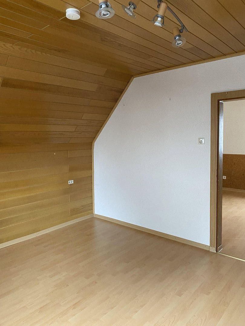 Predaj domu 120 m², pozemok 568 m², Rosenstraße 13, Freisen, Sársko Predaj domu 120 m², pozemok 568 m², Rosenstraße 13, Freisen, Sársko