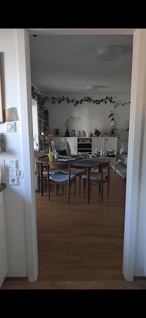 Prenájom bytu 3-izbový 97 m², Martin-Lutherstr.23, Lahr/Schwarzwald, Bádensko-Wurttembersko Prenájom bytu 3-izbový 97 m², Martin-Lutherstr.23, Lahr/Schwarzwald, Bádensko-Wurttembersko