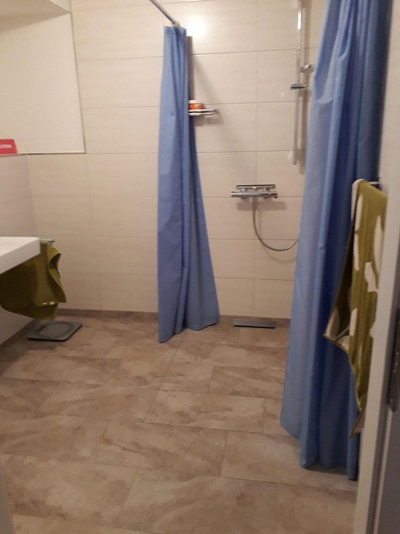 Prenájom bytu 3-izbový 97 m², Martin-Lutherstr.23, Lahr/Schwarzwald, Bádensko-Wurttembersko Prenájom bytu 3-izbový 97 m², Martin-Lutherstr.23, Lahr/Schwarzwald, Bádensko-Wurttembersko