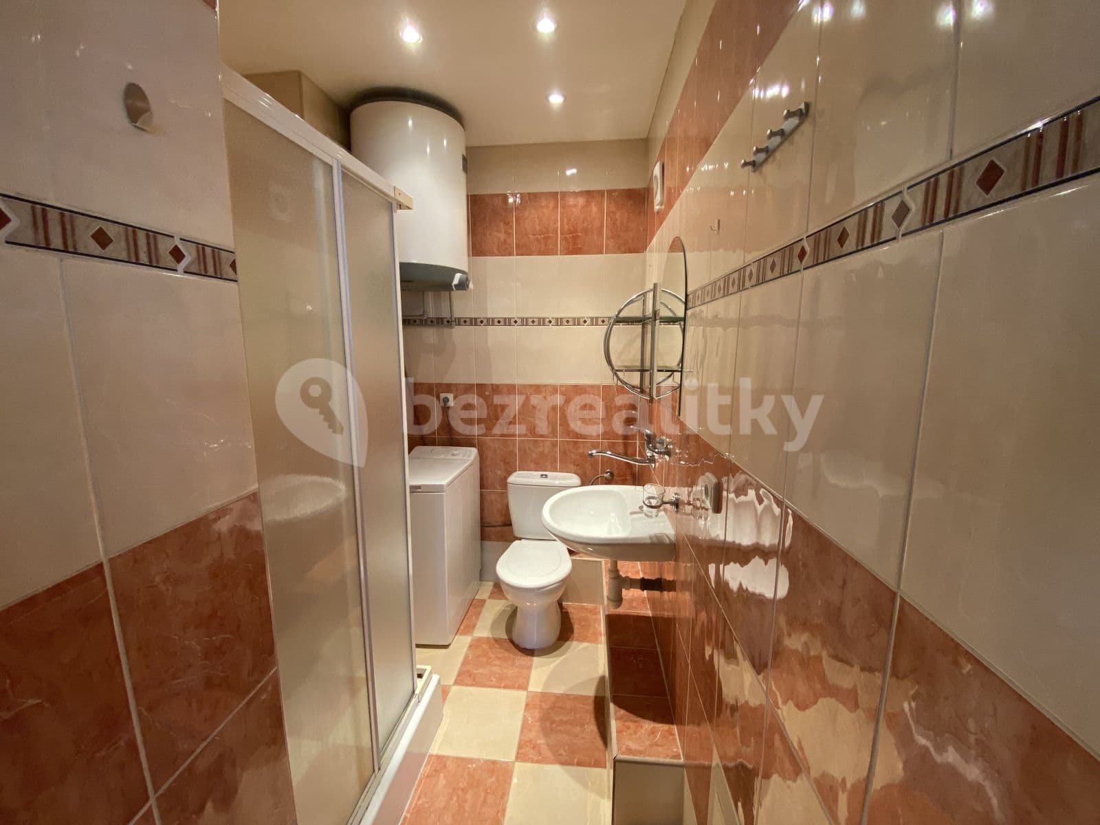 Prenájom bytu 1-izbový 34 m², Sekaninova, Praha, Praha Prenájom bytu 1-izbový 34 m², Sekaninova, Praha, Praha