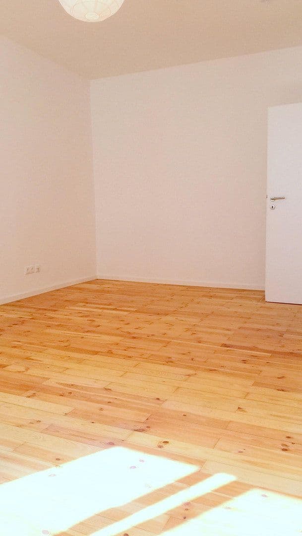 Prenájom bytu 3-izbový 79 m², Kelheim, Bavorsko Prenájom bytu 3-izbový 79 m², Kelheim, Bavorsko