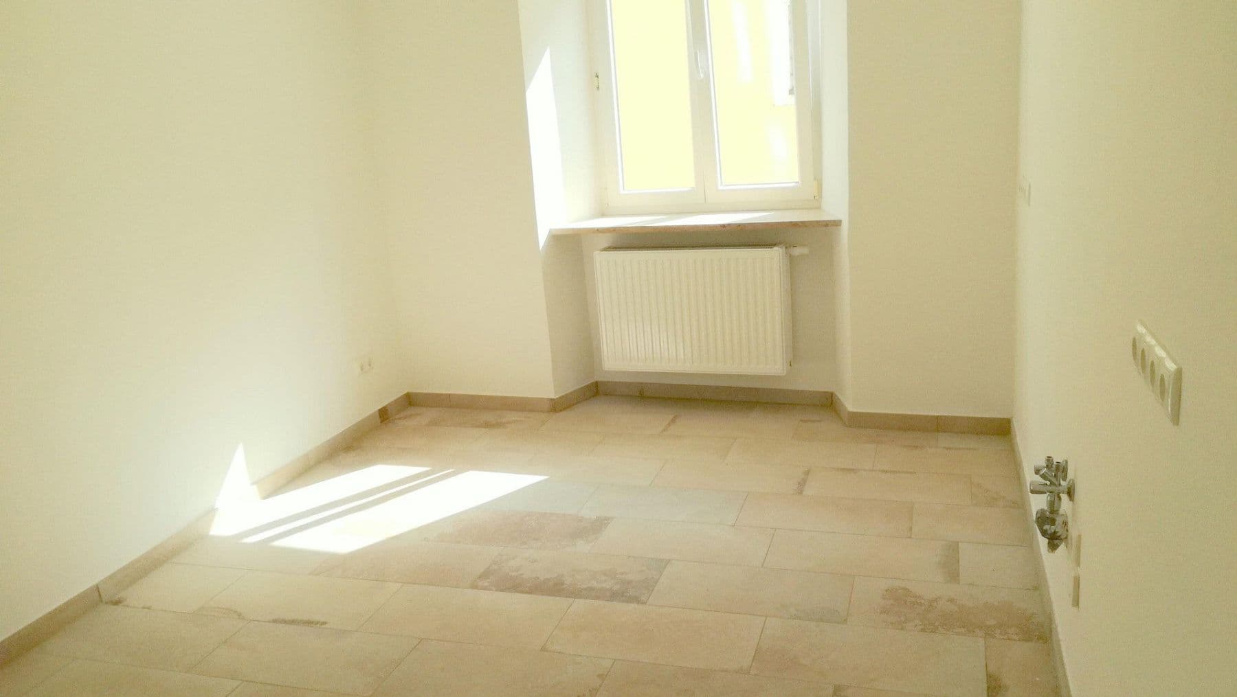 Prenájom bytu 3-izbový 79 m², Kelheim, Bavorsko Prenájom bytu 3-izbový 79 m², Kelheim, Bavorsko