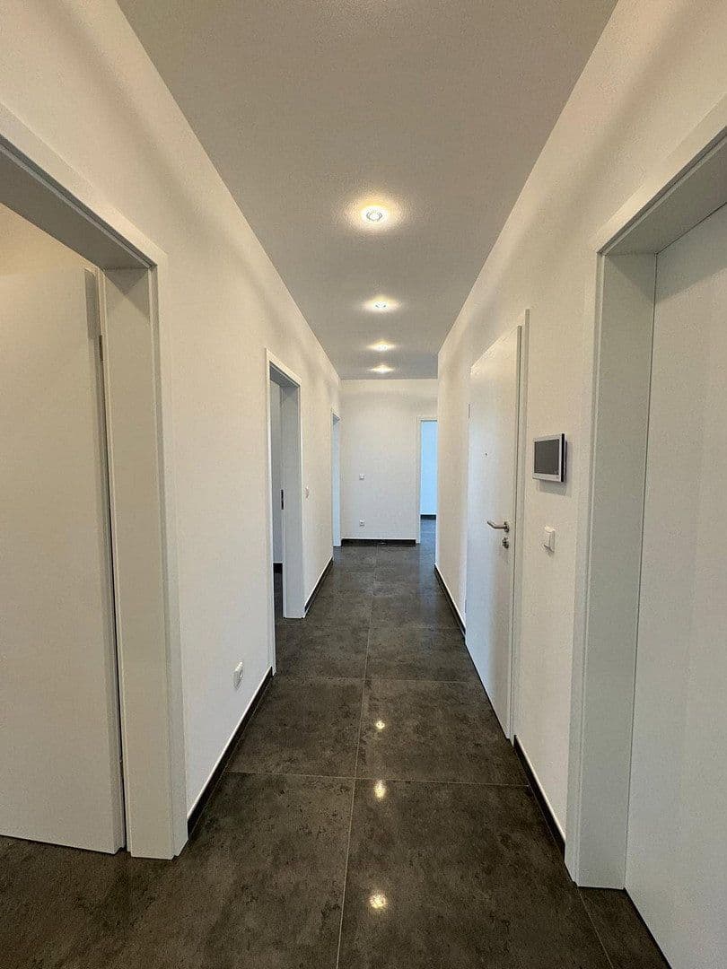 Prenájom domu 235 m², pozemok 50 m², Rodenbach, Hesensko Prenájom domu 235 m², pozemok 50 m², Rodenbach, Hesensko