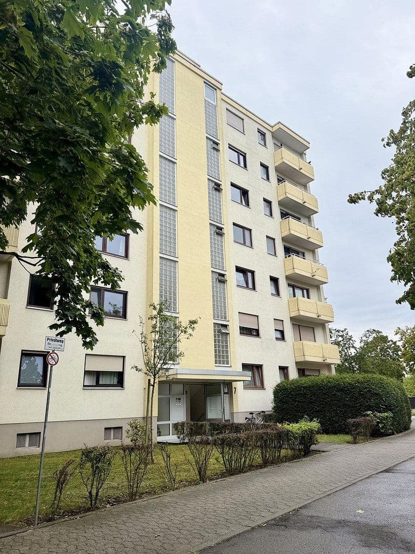 Predaj bytu 3-izbový 91 m², Multring 7, Weinheim, Bádensko-Wurttembersko Predaj bytu 3-izbový 91 m², Multring 7, Weinheim, Bádensko-Wurttembersko