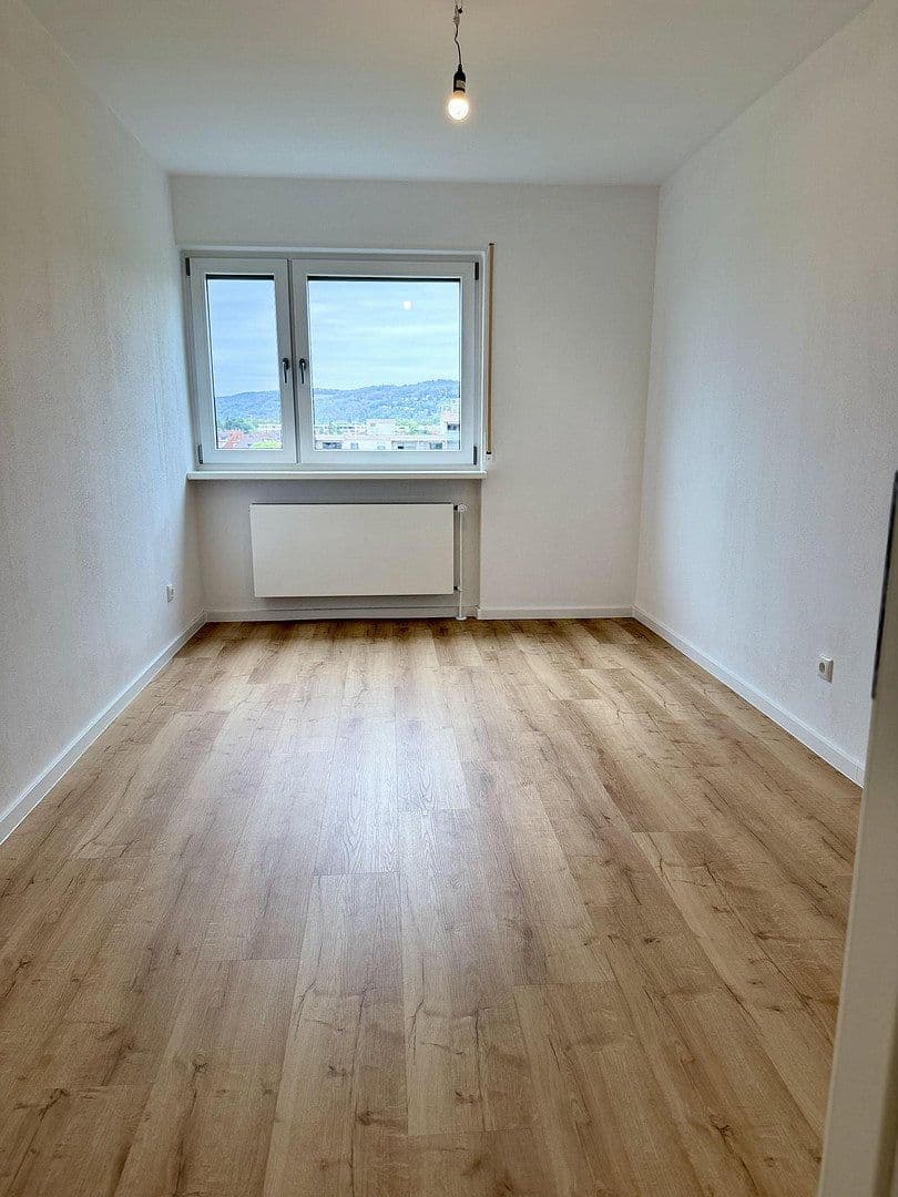 Predaj bytu 3-izbový 91 m², Multring 7, Weinheim, Bádensko-Wurttembersko Predaj bytu 3-izbový 91 m², Multring 7, Weinheim, Bádensko-Wurttembersko