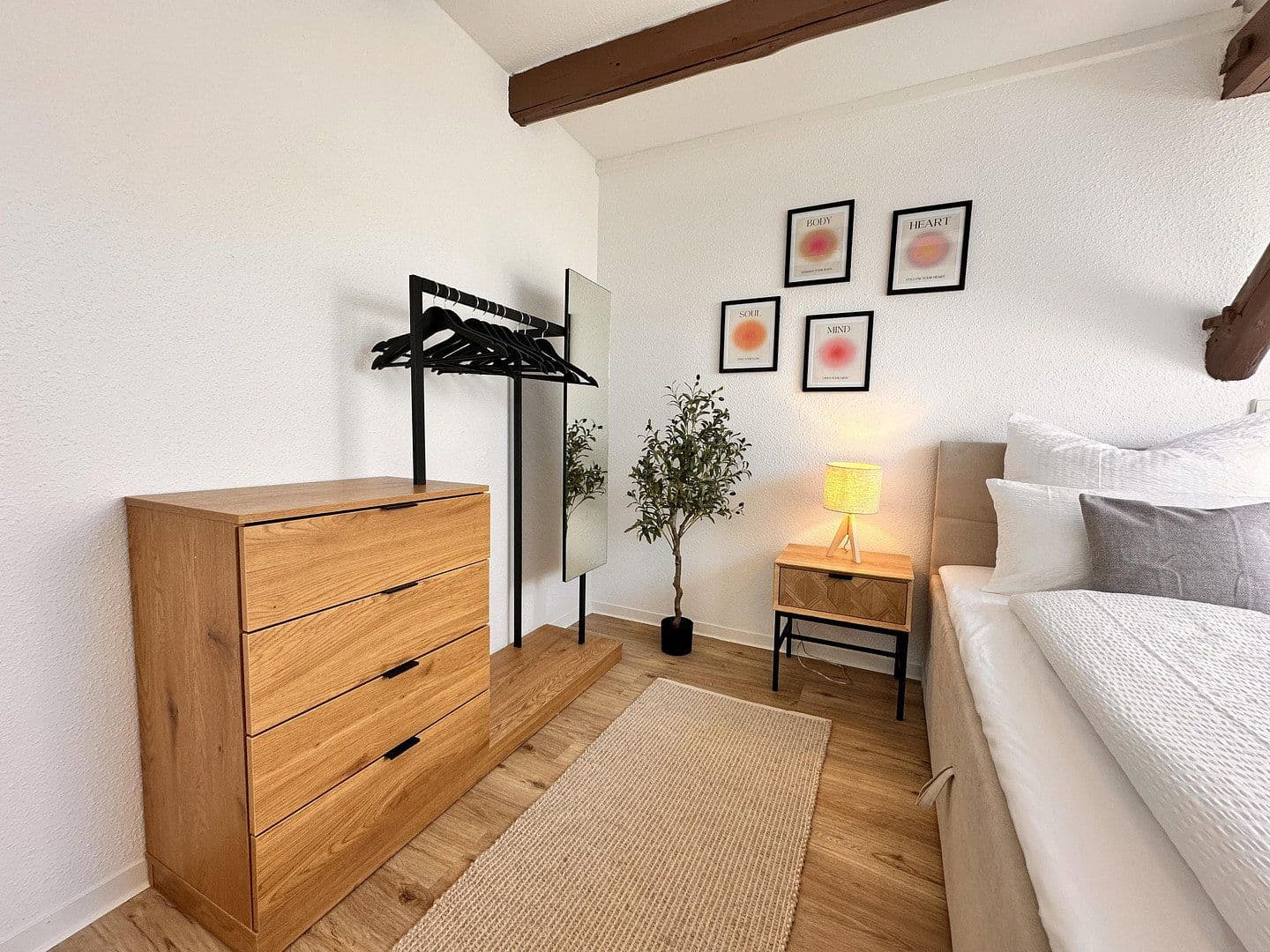 Prenájom bytu 2-izbový 59 m², Max-Pechstein-Str. 2, Zwickau, Sasko Prenájom bytu 2-izbový 59 m², Max-Pechstein-Str. 2, Zwickau, Sasko