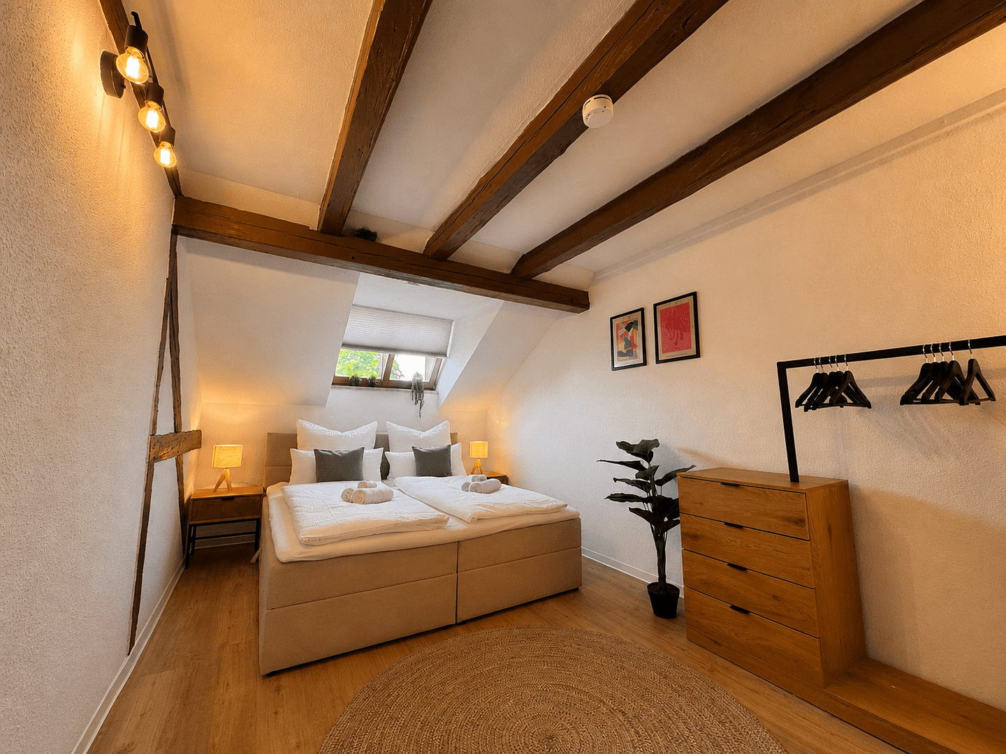 Prenájom bytu 2-izbový 59 m², Max-Pechstein-Str. 2, Zwickau, Sasko Prenájom bytu 2-izbový 59 m², Max-Pechstein-Str. 2, Zwickau, Sasko