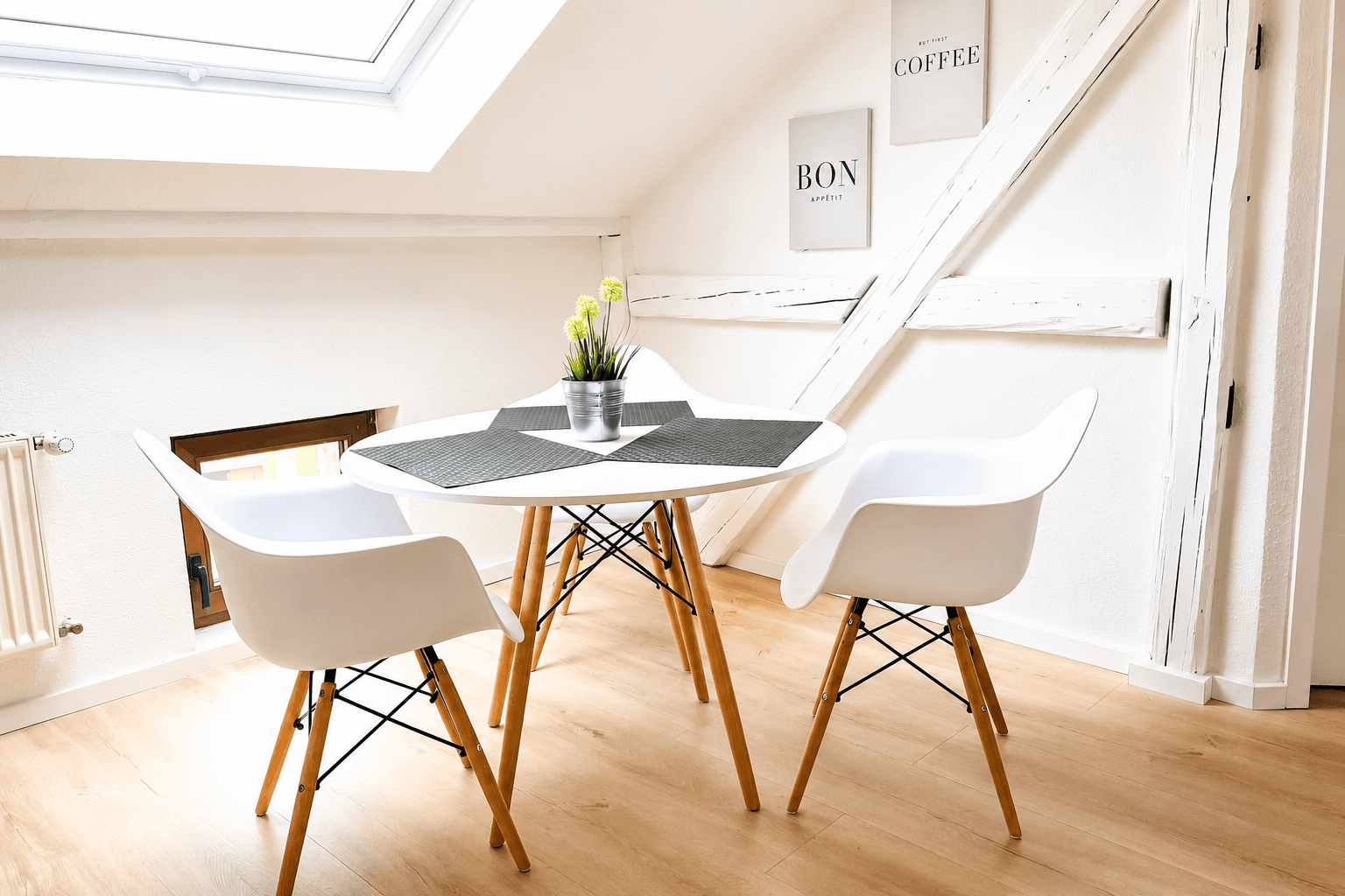 Prenájom bytu 2-izbový 59 m², Max-Pechstein-Str. 2, Zwickau, Sasko Prenájom bytu 2-izbový 59 m², Max-Pechstein-Str. 2, Zwickau, Sasko