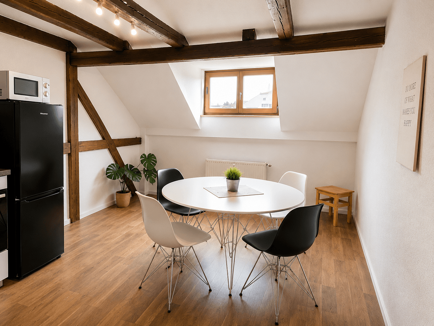Prenájom bytu 2-izbový 59 m², Max-Pechstein-Str. 2, Zwickau, Sasko Prenájom bytu 2-izbový 59 m², Max-Pechstein-Str. 2, Zwickau, Sasko