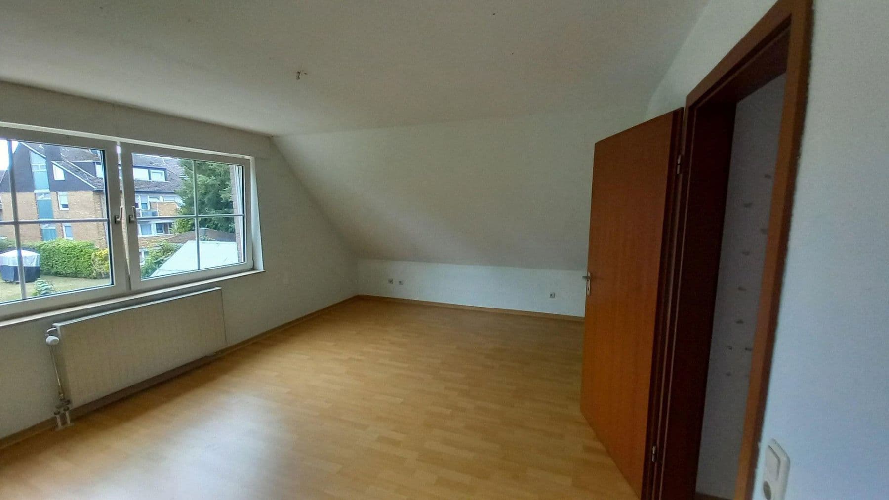 Predaj domu 120 m², pozemok 185 m², Frechen, Severné Porýnie - Westfálsko Predaj domu 120 m², pozemok 185 m², Frechen, Severné Porýnie - Westfálsko