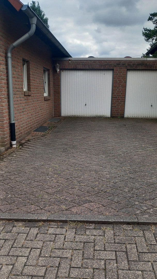 Predaj domu 120 m², pozemok 185 m², Frechen, Severné Porýnie - Westfálsko Predaj domu 120 m², pozemok 185 m², Frechen, Severné Porýnie - Westfálsko