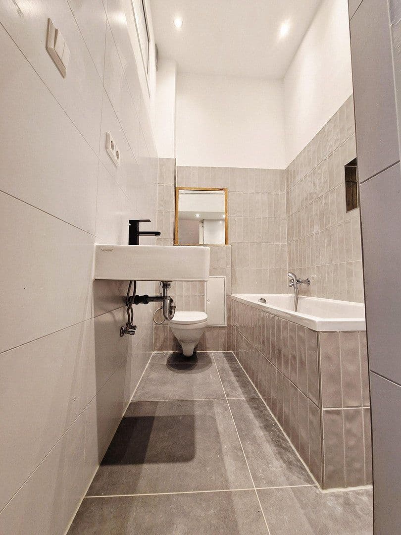 Predaj bytu 5-izbový 130 m², Berlin, Berlín Predaj bytu 5-izbový 130 m², Berlin, Berlín