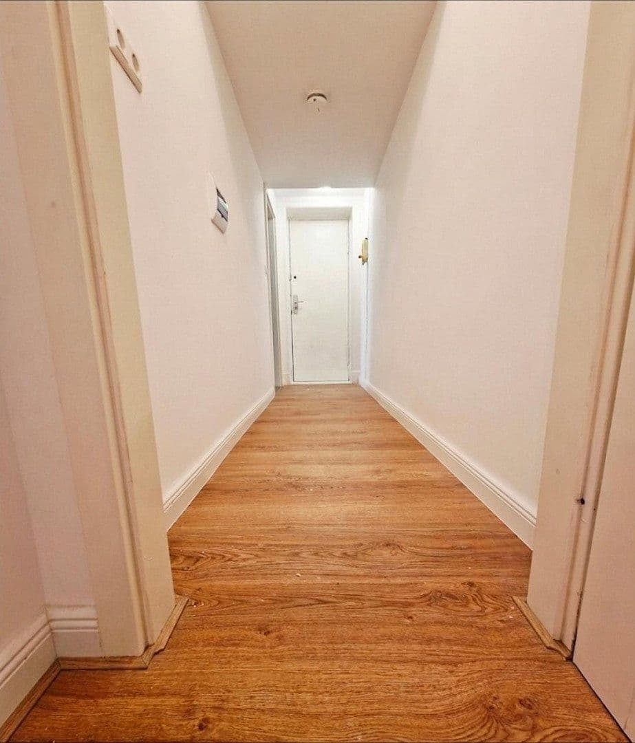 Predaj bytu 5-izbový 130 m², Berlin, Berlín Predaj bytu 5-izbový 130 m², Berlin, Berlín