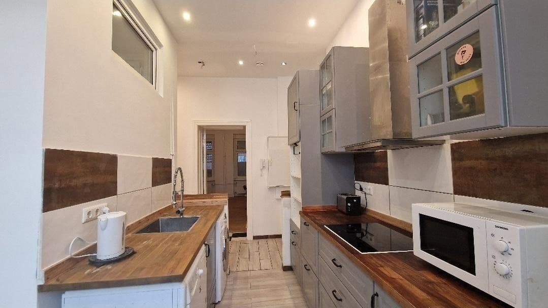 Predaj bytu 5-izbový 130 m², Berlin, Berlín Predaj bytu 5-izbový 130 m², Berlin, Berlín