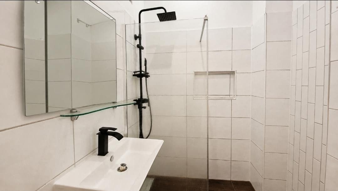 Predaj bytu 5-izbový 130 m², Berlin, Berlín Predaj bytu 5-izbový 130 m², Berlin, Berlín