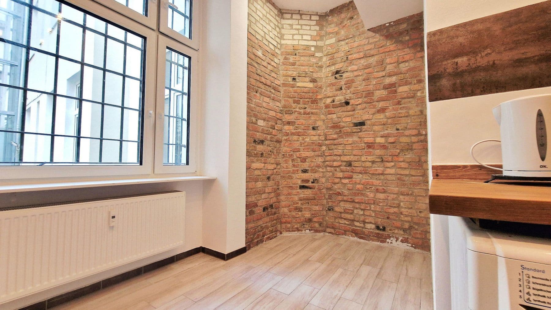 Predaj bytu 5-izbový 130 m², Berlin, Berlín Predaj bytu 5-izbový 130 m², Berlin, Berlín