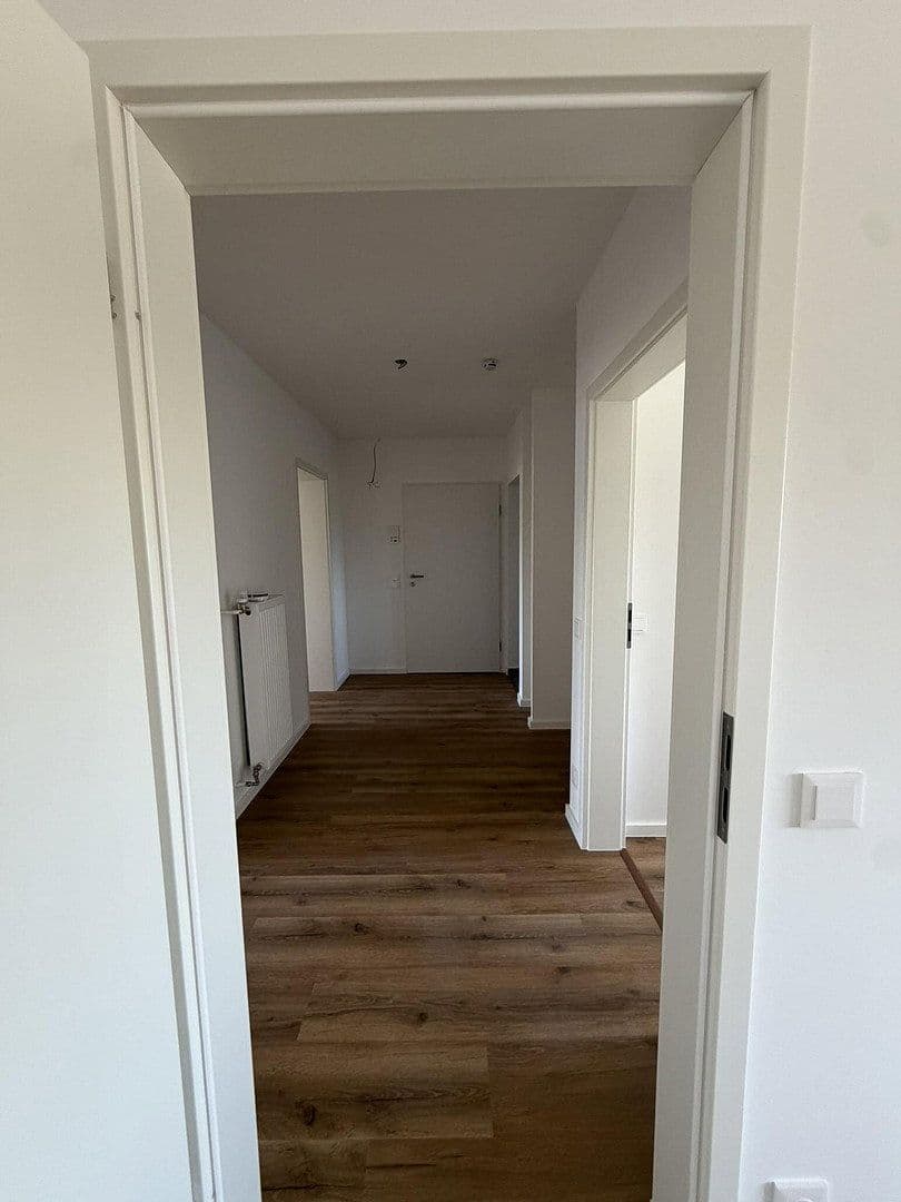 Prenájom bytu 3-izbový 95 m², Aachener Straße 1274, Köln, Severné Porýnie - Westfálsko Prenájom bytu 3-izbový 95 m², Aachener Straße 1274, Köln, Severné Porýnie - Westfálsko