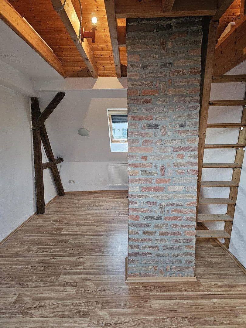 Predaj domu 130 m², pozemok 298 m², Brechen, Hesensko Predaj domu 130 m², pozemok 298 m², Brechen, Hesensko