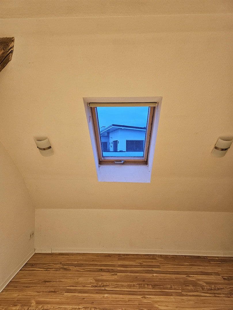 Predaj domu 130 m², pozemok 298 m², Brechen, Hesensko Predaj domu 130 m², pozemok 298 m², Brechen, Hesensko