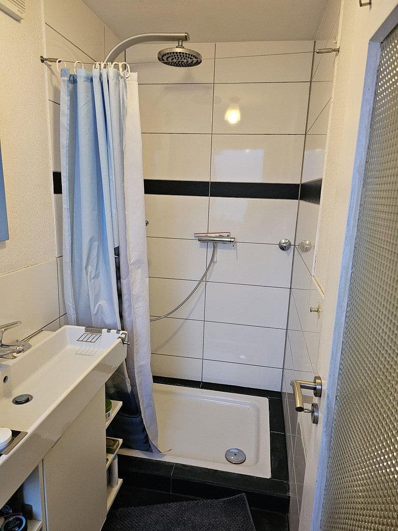 Predaj domu 130 m², pozemok 298 m², Brechen, Hesensko Predaj domu 130 m², pozemok 298 m², Brechen, Hesensko