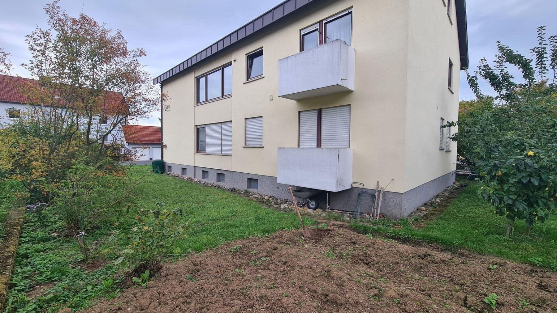 Predaj domu 195 m², pozemok 677 m², Nordlandstraße 5, Bad Neustadt an der Saale, Bavorsko Predaj domu 195 m², pozemok 677 m², Nordlandstraße 5, Bad Neustadt an der Saale, Bavorsko