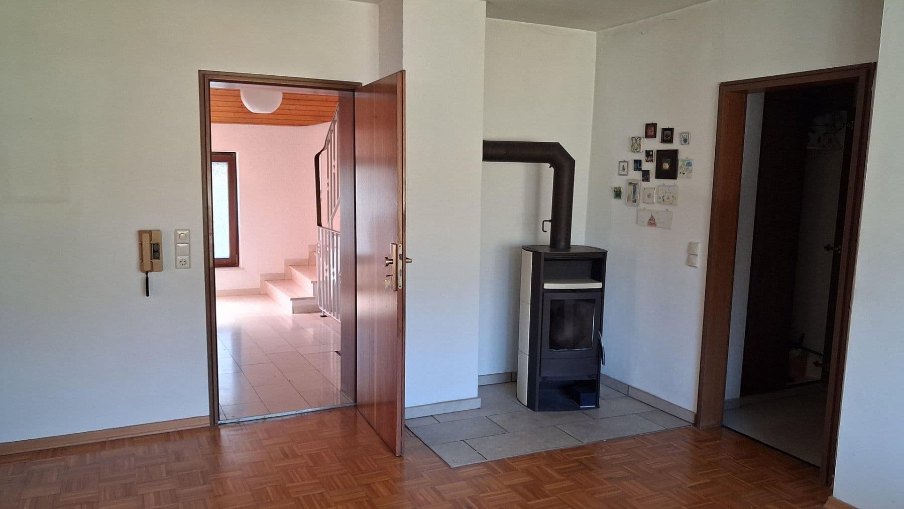 Predaj domu 195 m², pozemok 677 m², Nordlandstraße 5, Bad Neustadt an der Saale, Bavorsko Predaj domu 195 m², pozemok 677 m², Nordlandstraße 5, Bad Neustadt an der Saale, Bavorsko