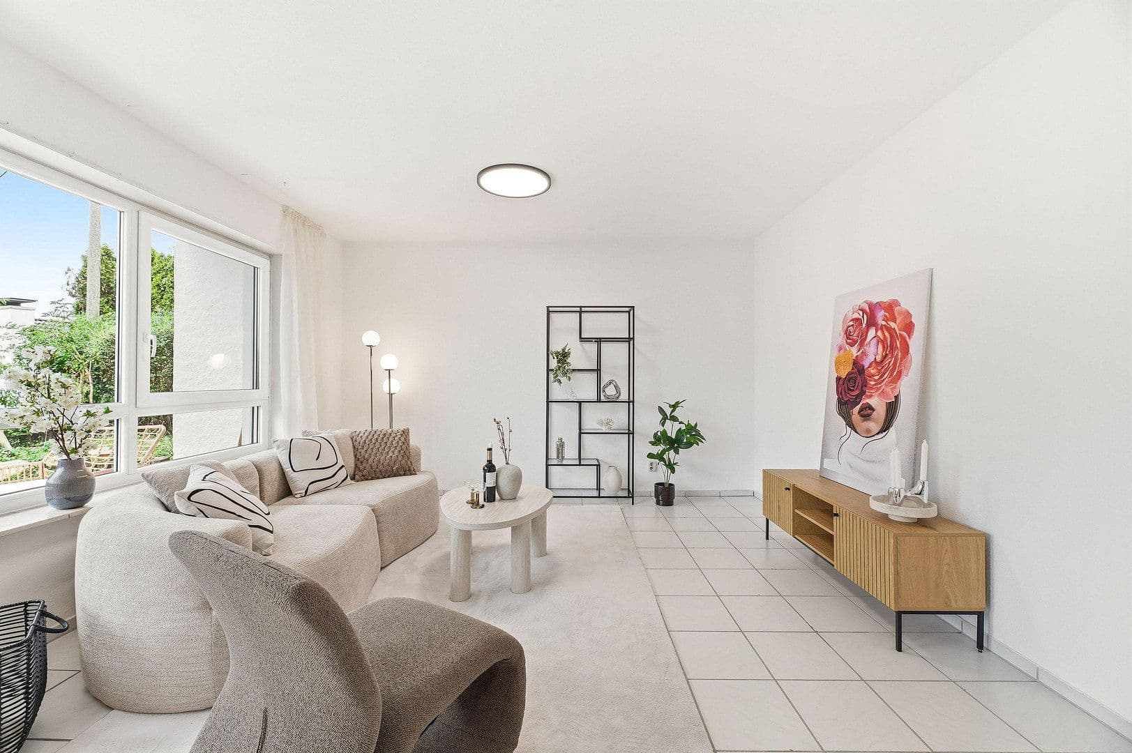 Predaj domu 109 m², pozemok 364 m², Spitzwiesenweg 8, Eningen unter Achalm, Bádensko-Wurttembersko Predaj domu 109 m², pozemok 364 m², Spitzwiesenweg 8, Eningen unter Achalm, Bádensko-Wurttembersko