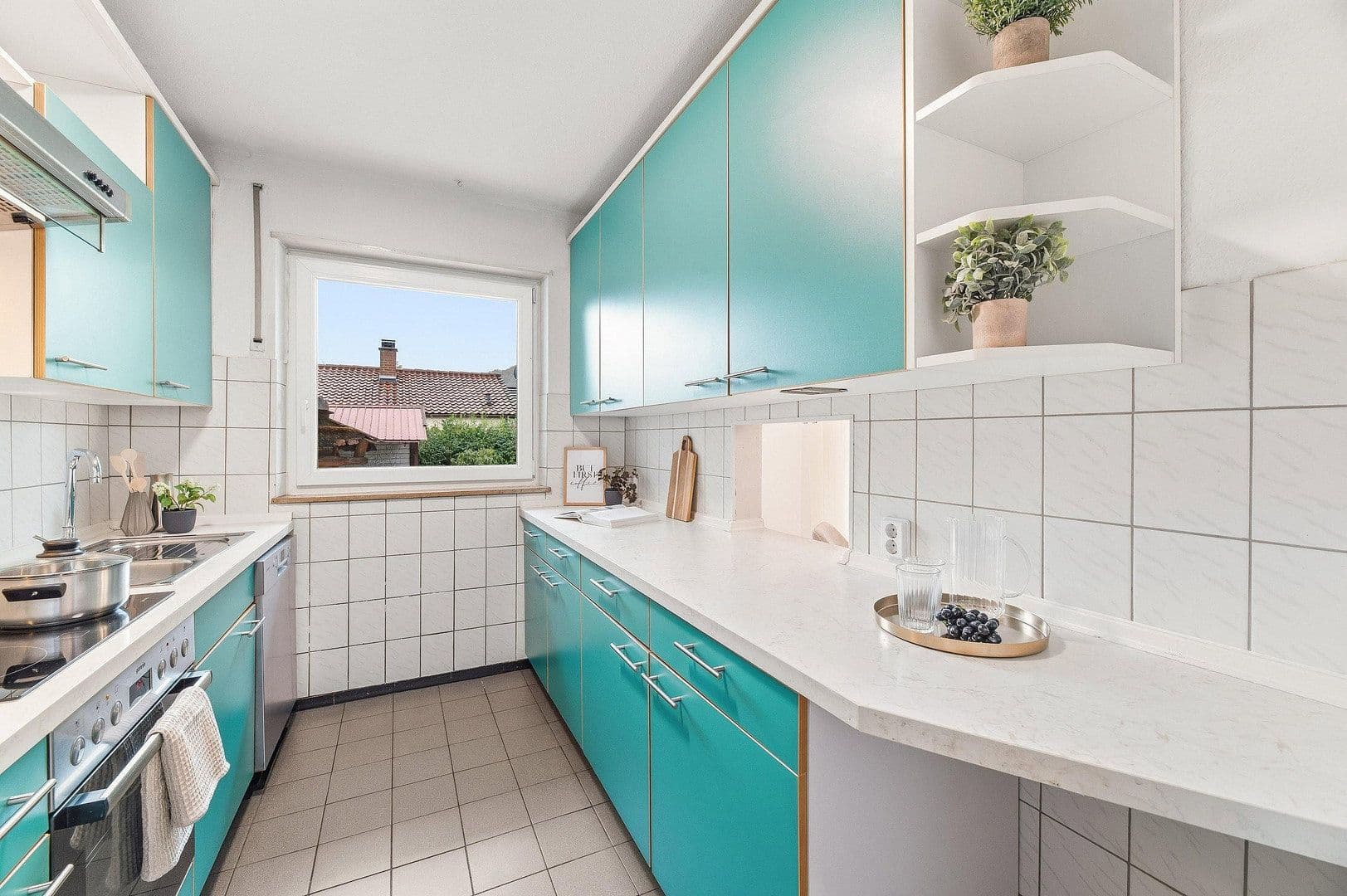 Predaj domu 109 m², pozemok 364 m², Spitzwiesenweg 8, Eningen unter Achalm, Bádensko-Wurttembersko Predaj domu 109 m², pozemok 364 m², Spitzwiesenweg 8, Eningen unter Achalm, Bádensko-Wurttembersko