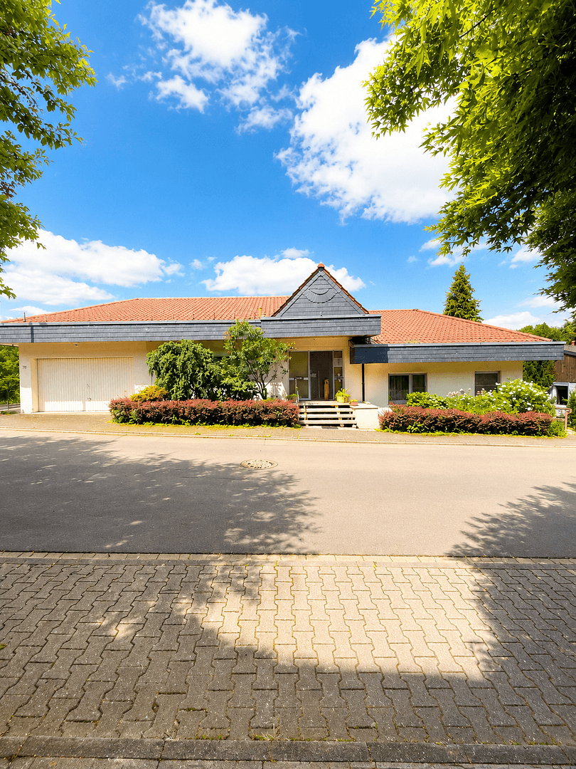 Predaj domu 385 m², pozemok 807 m², Idstein, Hesensko Predaj domu 385 m², pozemok 807 m², Idstein, Hesensko