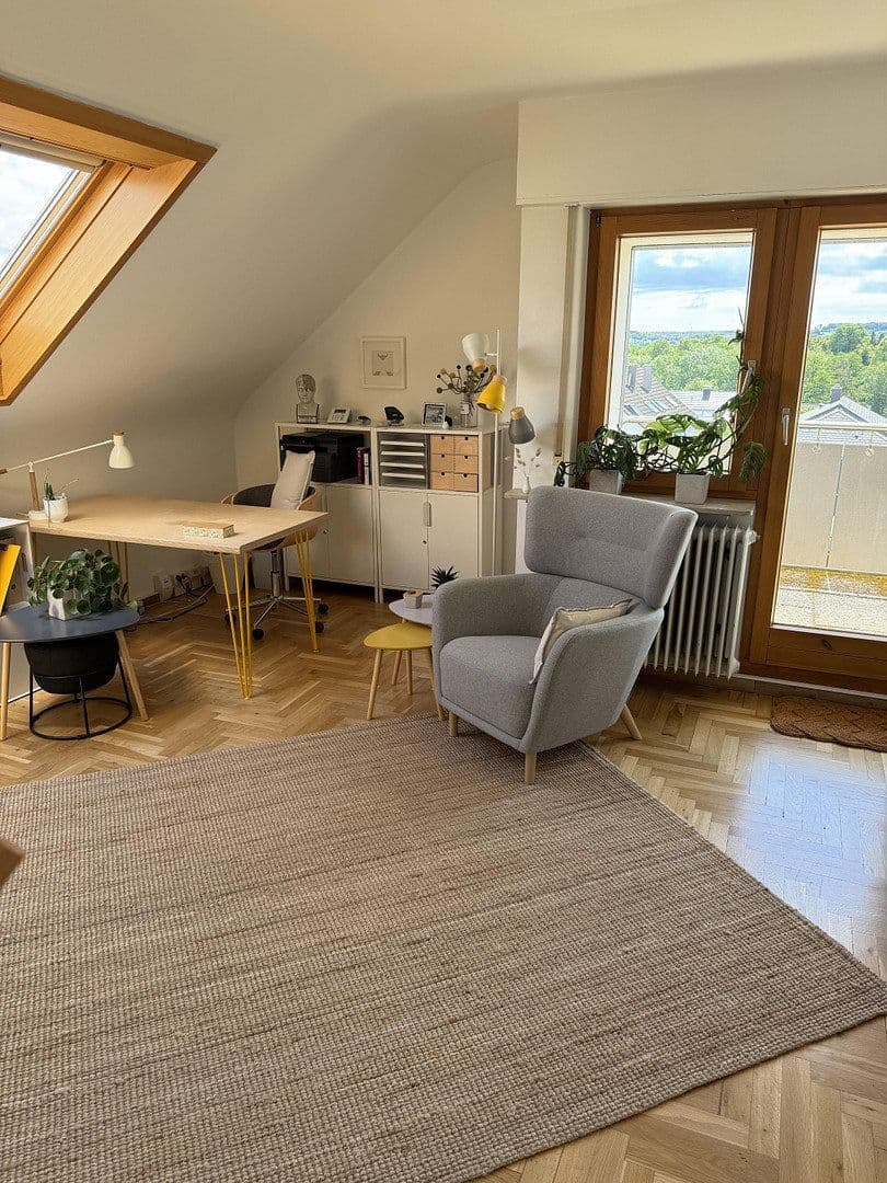 Prenájom kancelárie 70 m², Stuttgart, Bádensko-Wurttembersko Prenájom kancelárie 70 m², Stuttgart, Bádensko-Wurttembersko