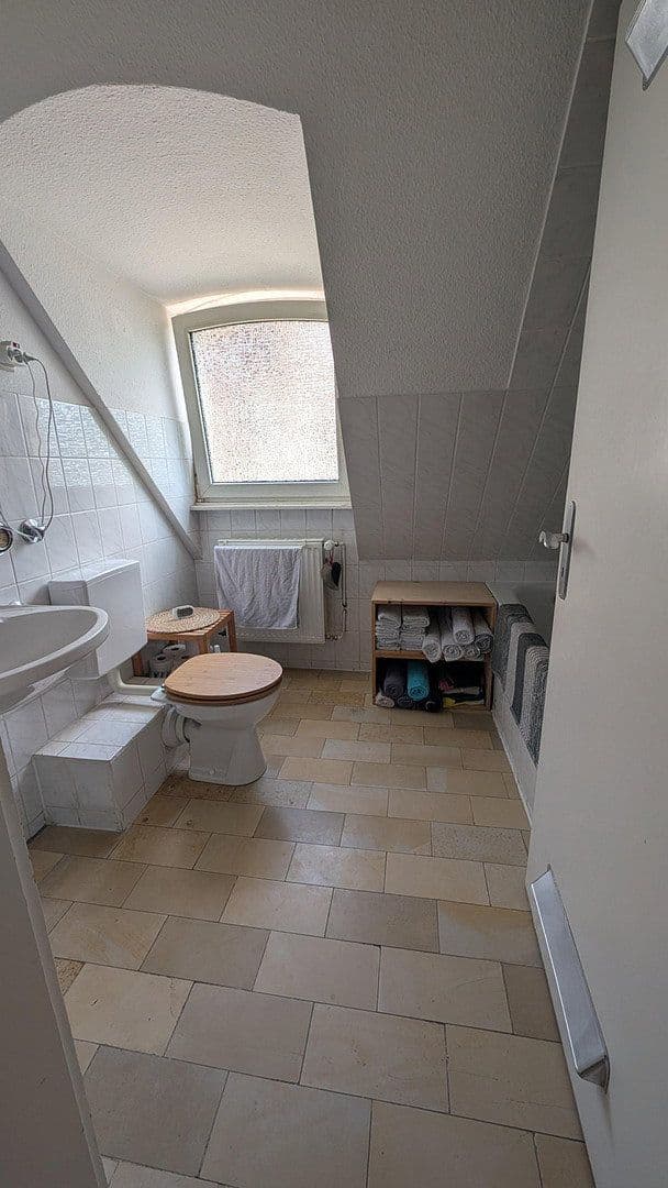 Prenájom bytu 2-izbový 52 m², Köln, Severné Porýnie - Westfálsko Prenájom bytu 2-izbový 52 m², Köln, Severné Porýnie - Westfálsko