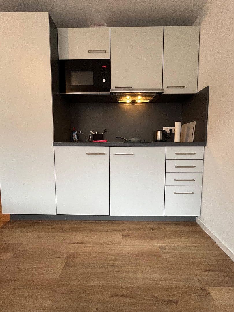 Prenájom bytu 1-izbový 32 m², Nürnberg, Bavorsko Prenájom bytu 1-izbový 32 m², Nürnberg, Bavorsko