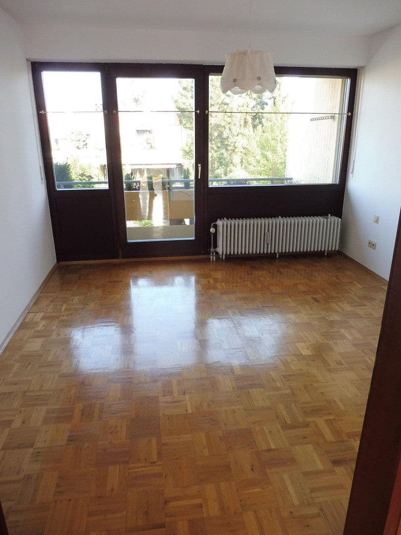 Prenájom bytu 3-izbový 97 m², Würzburg, Bavorsko Prenájom bytu 3-izbový 97 m², Würzburg, Bavorsko