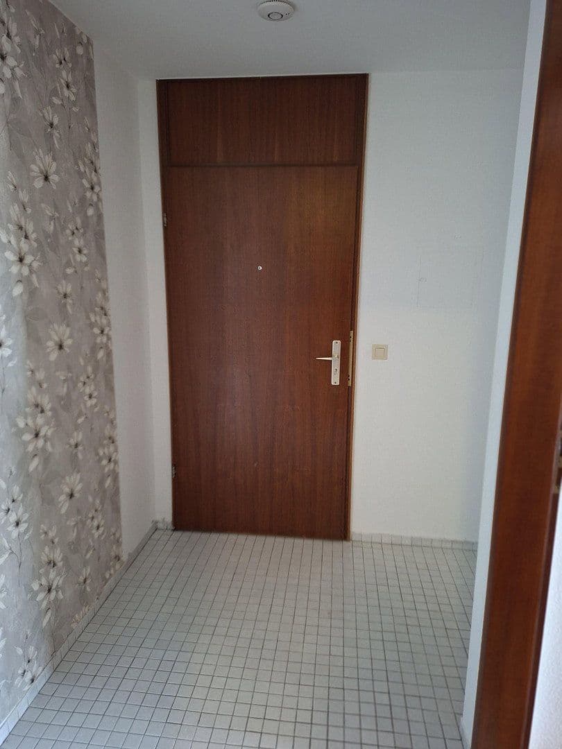 Prenájom bytu 3-izbový 97 m², Würzburg, Bavorsko Prenájom bytu 3-izbový 97 m², Würzburg, Bavorsko
