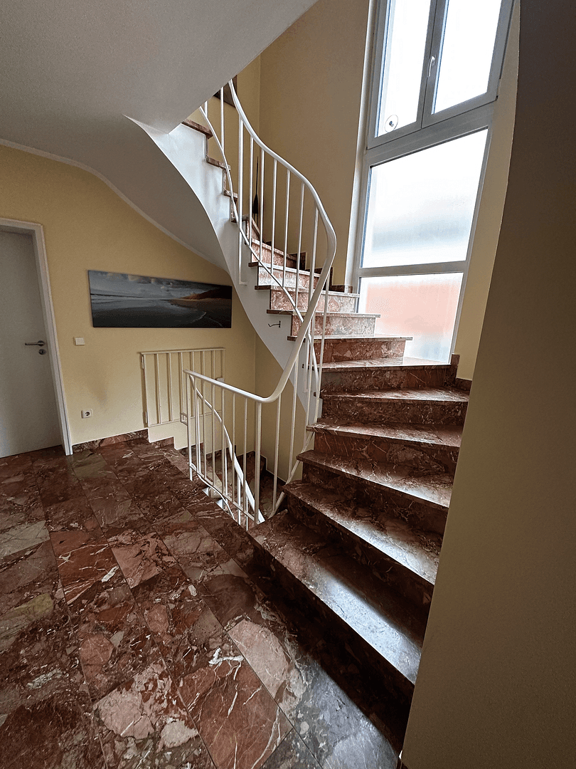 Predaj domu 200 m², pozemok 438 m², Maler-Ernst-Str. 1, Bad Dürkheim, Porýnie-Falcko Predaj domu 200 m², pozemok 438 m², Maler-Ernst-Str. 1, Bad Dürkheim, Porýnie-Falcko