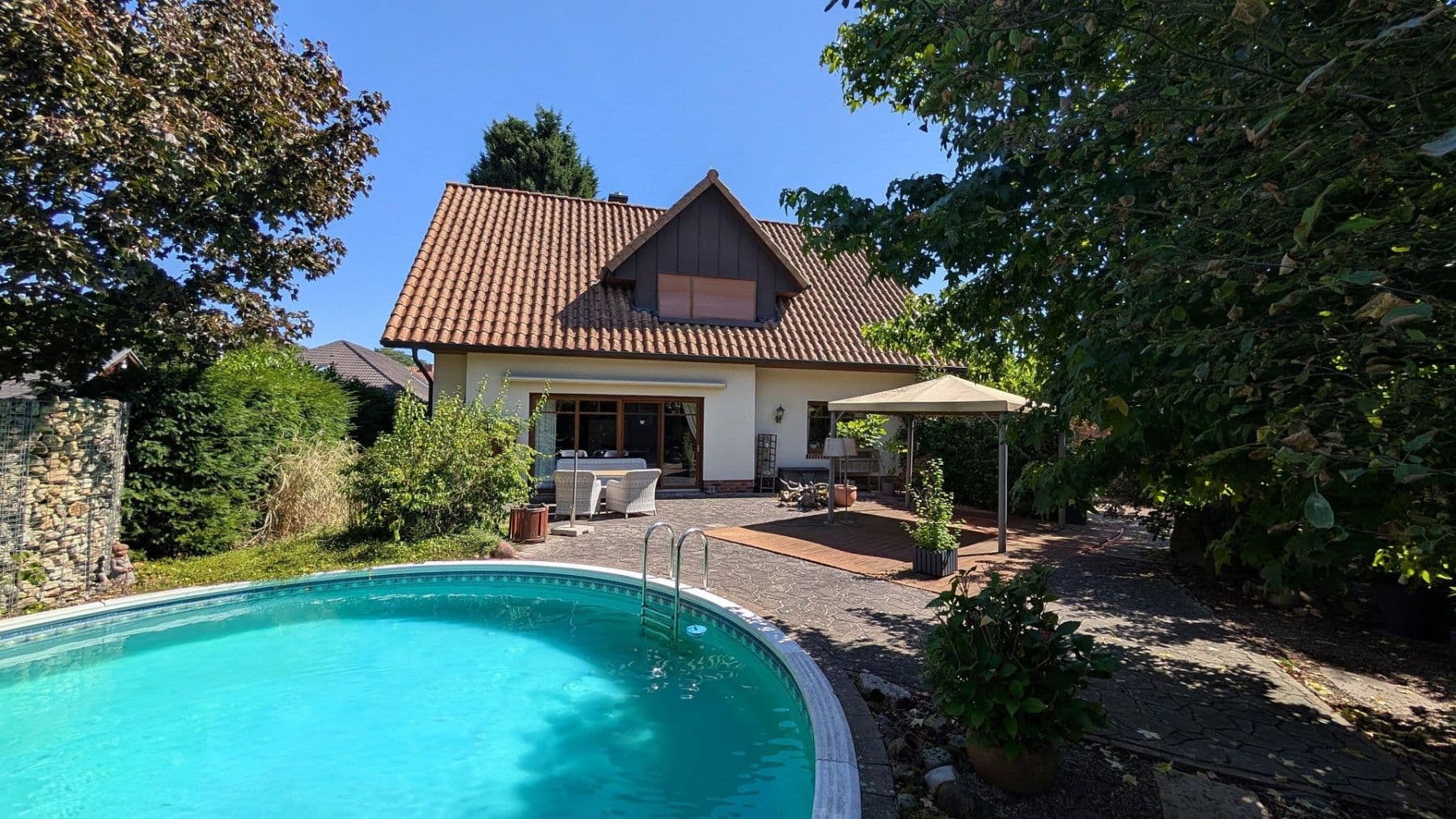 Predaj domu 140 m², pozemok 1.000 m², Vechta, Dolné Sasko Predaj domu 140 m², pozemok 1.000 m², Vechta, Dolné Sasko