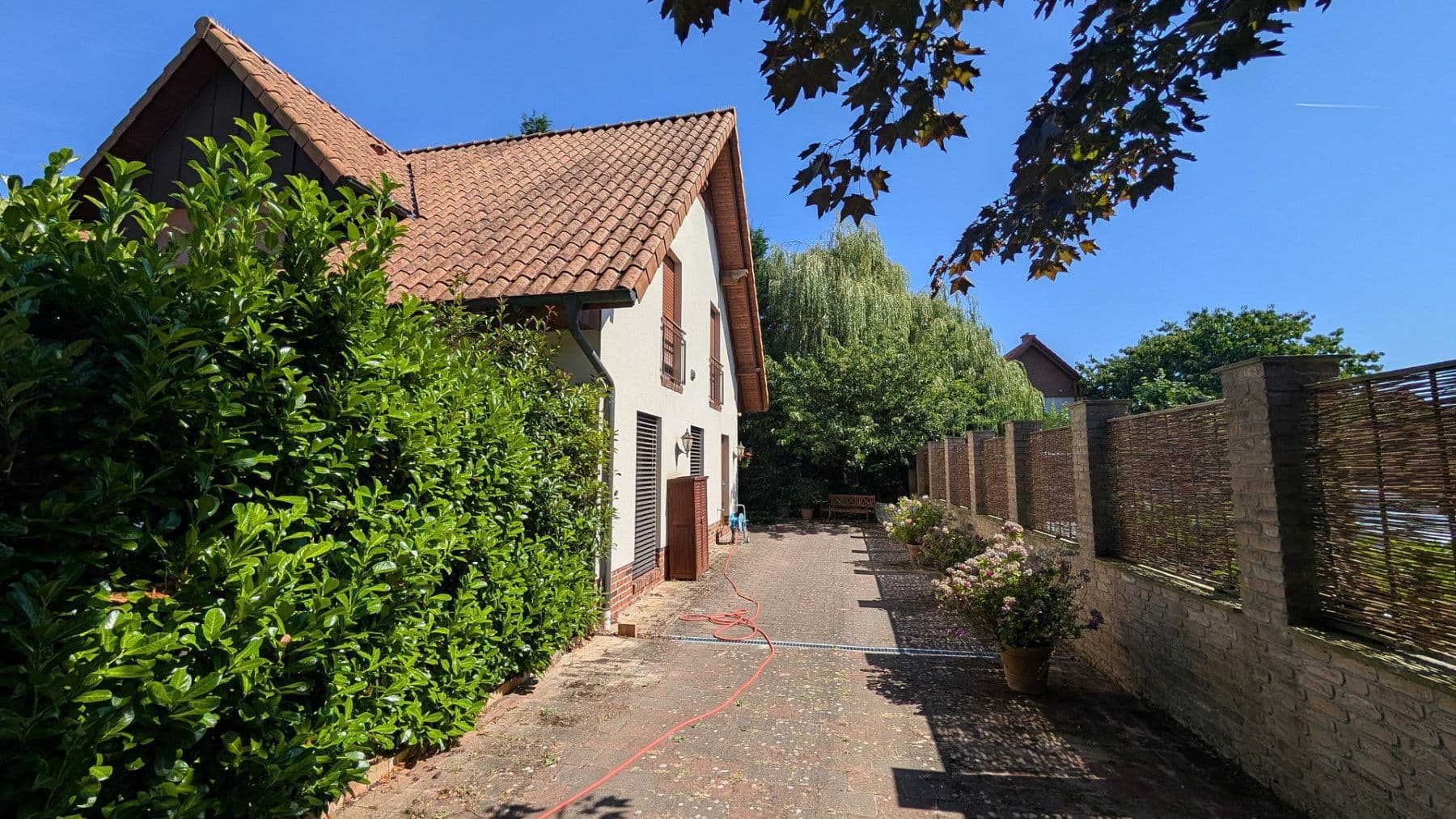 Predaj domu 140 m², pozemok 1.000 m², Vechta, Dolné Sasko Predaj domu 140 m², pozemok 1.000 m², Vechta, Dolné Sasko