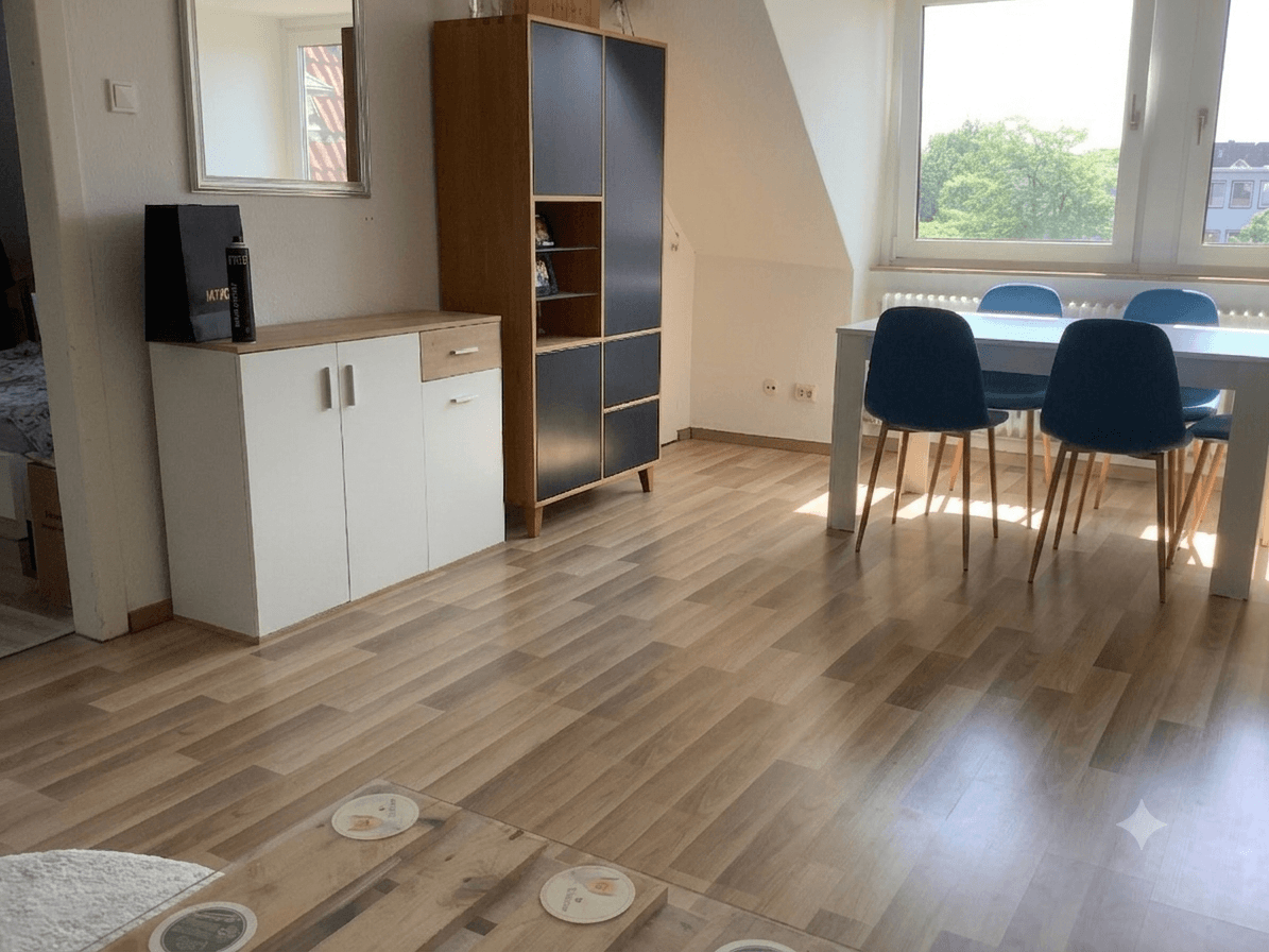 Prenájom bytu 3-izbový 86 m², Johannisstraße 10/11, Osnabrück, Dolné Sasko Prenájom bytu 3-izbový 86 m², Johannisstraße 10/11, Osnabrück, Dolné Sasko