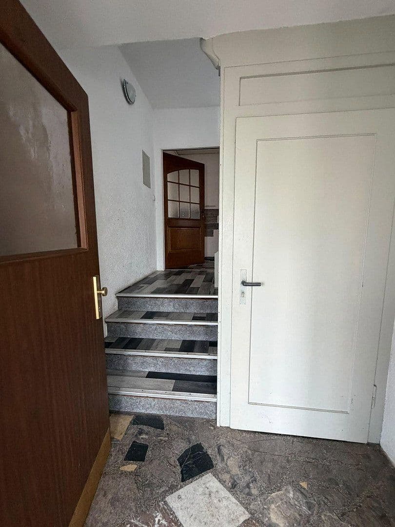 Prenájom domu 200 m², pozemok 250 m², Erlensee, Hesensko Prenájom domu 200 m², pozemok 250 m², Erlensee, Hesensko