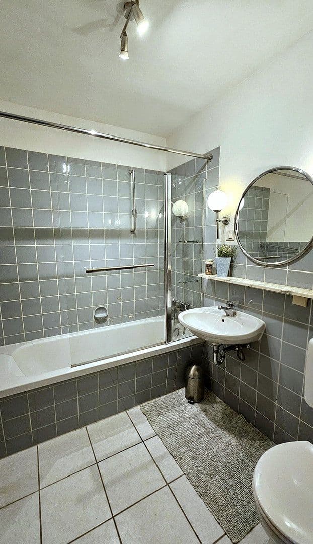 Predaj domu 130 m², pozemok 255 m², Im Buchwald 39, Heusenstamm, Hesensko Predaj domu 130 m², pozemok 255 m², Im Buchwald 39, Heusenstamm, Hesensko