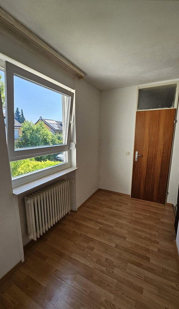 Predaj domu 130 m², pozemok 255 m², Im Buchwald 39, Heusenstamm, Hesensko Predaj domu 130 m², pozemok 255 m², Im Buchwald 39, Heusenstamm, Hesensko
