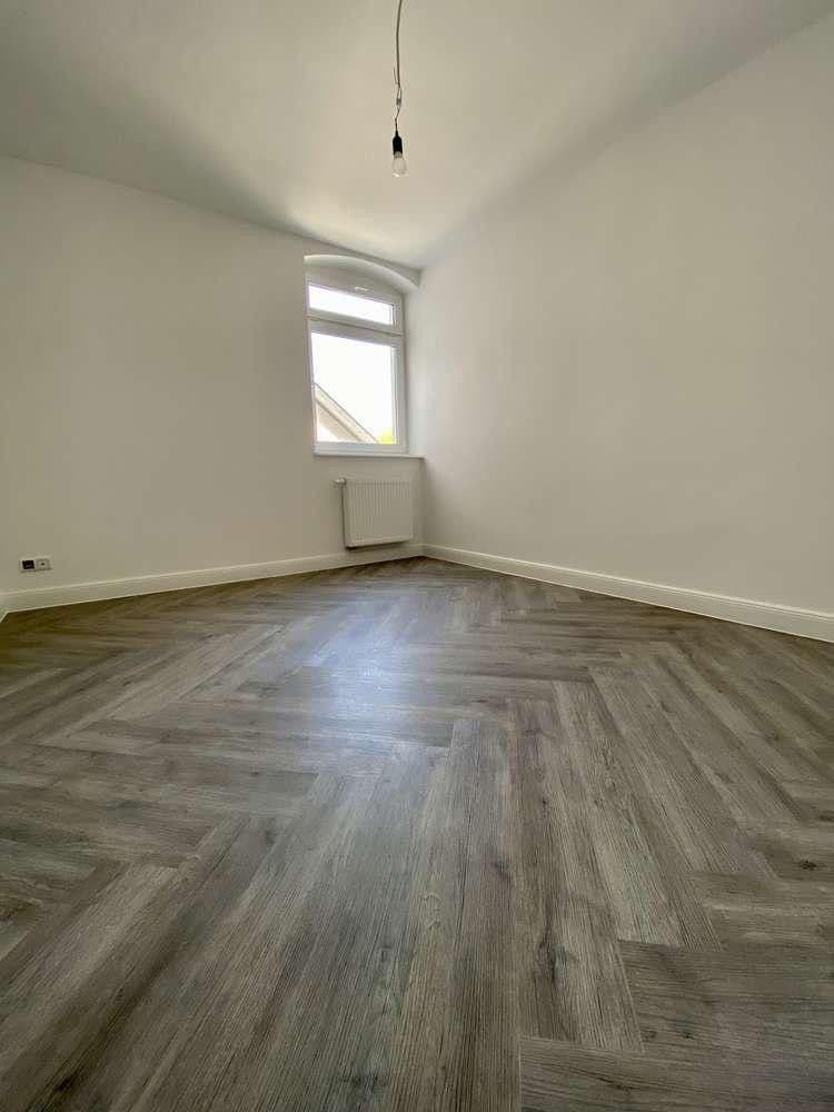 Prenájom bytu 4-izbový 128 m², Thiemstraße 10, Magdeburg, Sasko-Anhaltsko Prenájom bytu 4-izbový 128 m², Thiemstraße 10, Magdeburg, Sasko-Anhaltsko